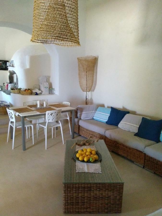 Bed and Breakfast Alicudi Giardino Dei Carrubi- Al Gradino 365 Zewnętrze zdjęcie
