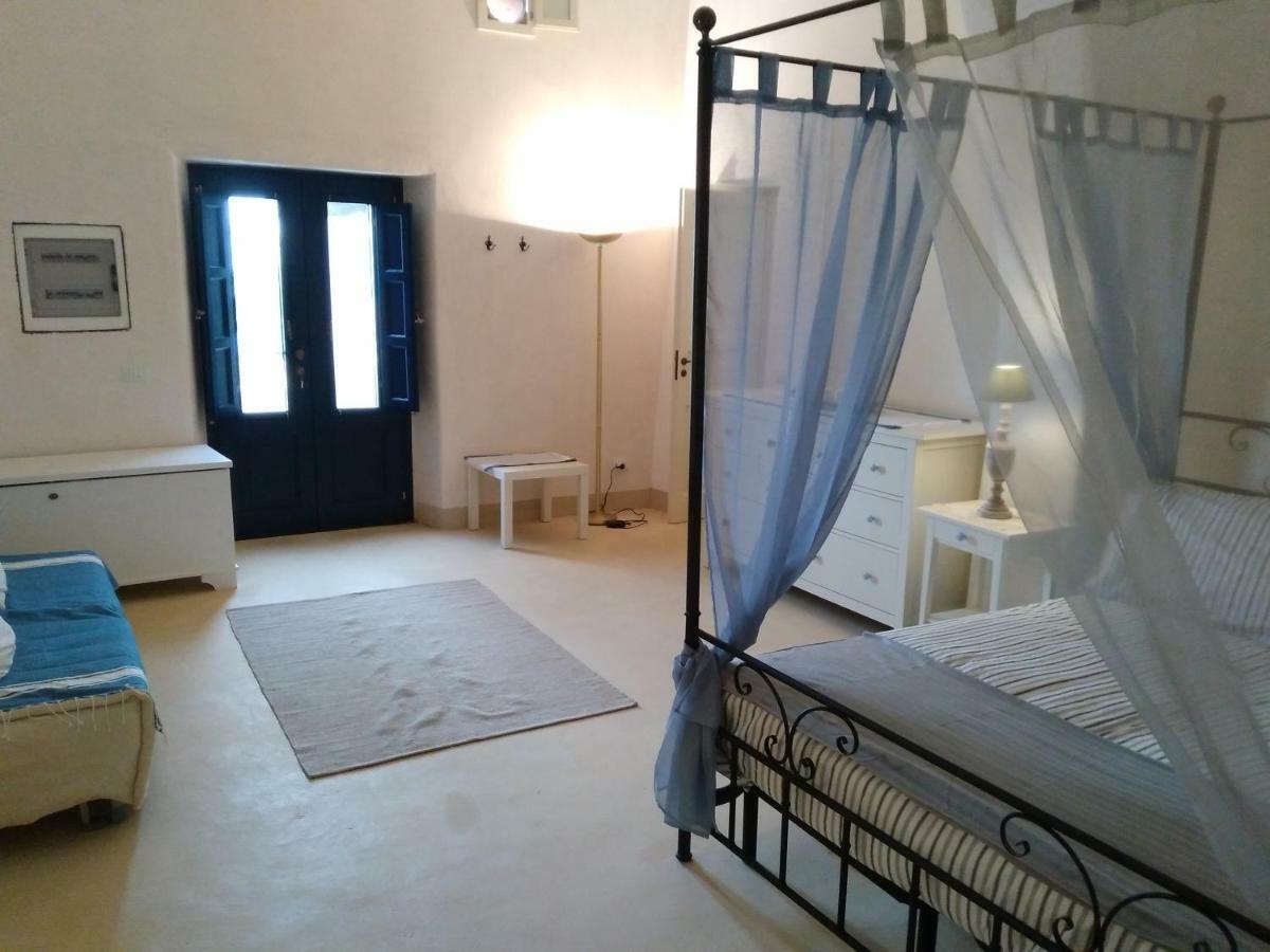 Bed and Breakfast Alicudi Giardino Dei Carrubi- Al Gradino 365 Zewnętrze zdjęcie