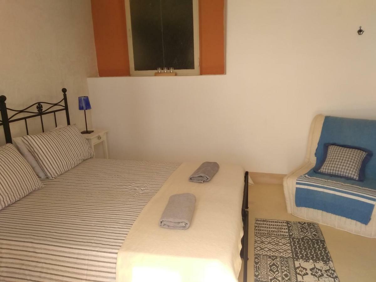 Bed and Breakfast Alicudi Giardino Dei Carrubi- Al Gradino 365 Zewnętrze zdjęcie